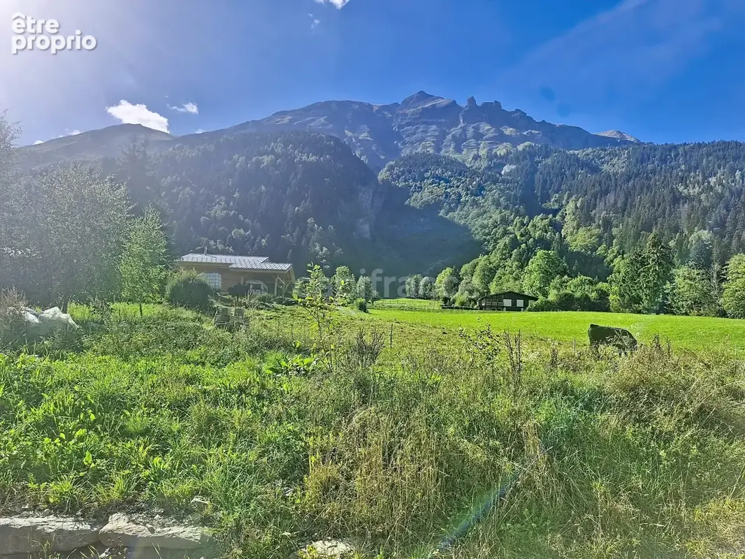 Chalet à vendre proche du village - LES CONTAMINES MONTJOIE (74) - photo 5