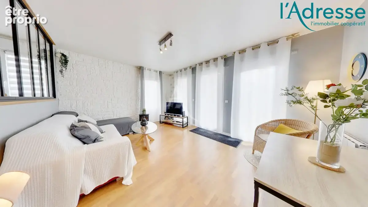 Appartement au Centre ville champs - photo 1
