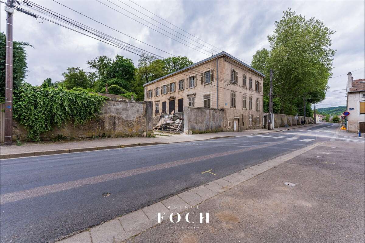 Appartement à PAGNY-SUR-MOSELLE