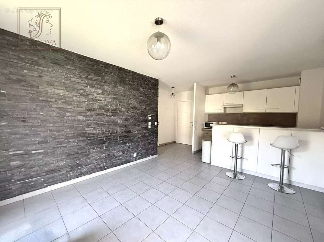 Appartement à DRAP