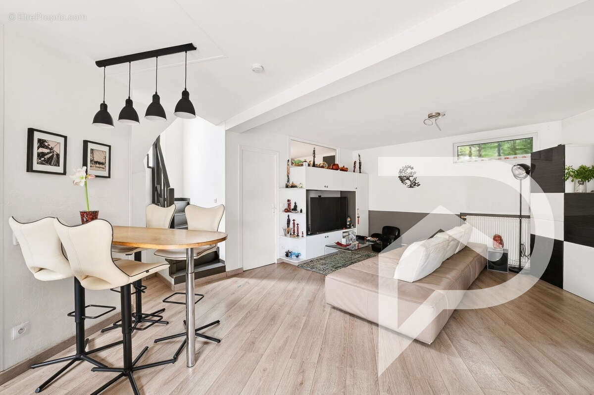 Maison à VITRY-SUR-SEINE