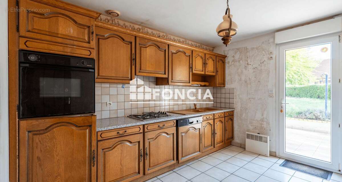 Maison à BEAUMONT-SUR-SARTHE