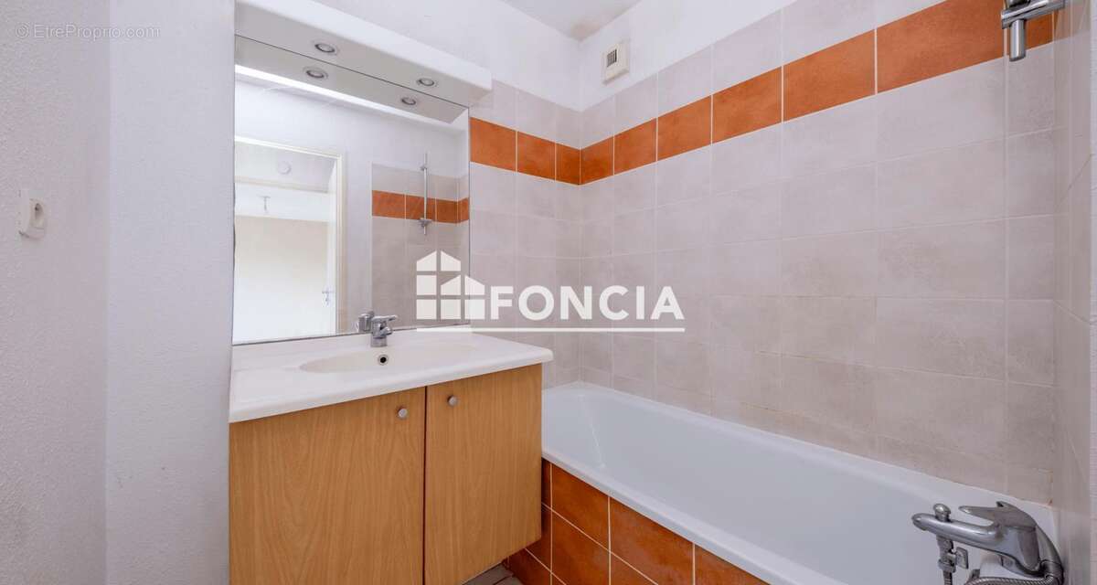 Appartement à FENOUILLET