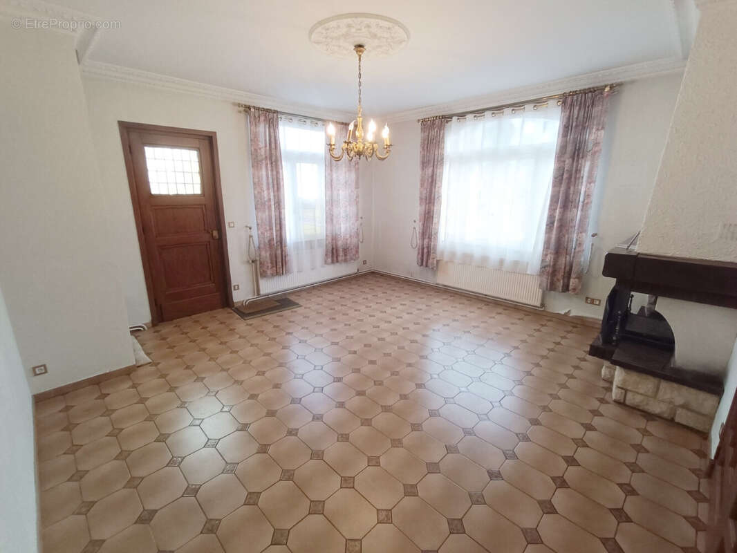 Maison de maître, plain-pied, 5 chambres - photo 4