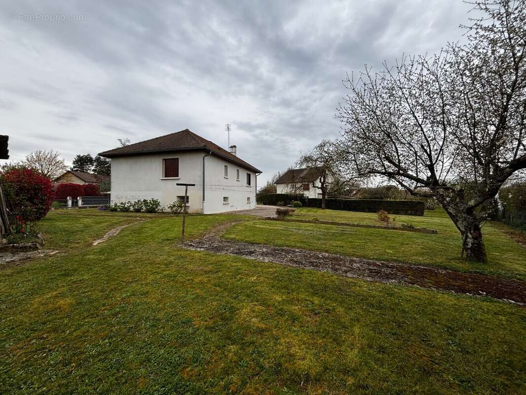 Maison à SAINT-GERMAIN-DU-PLAIN
