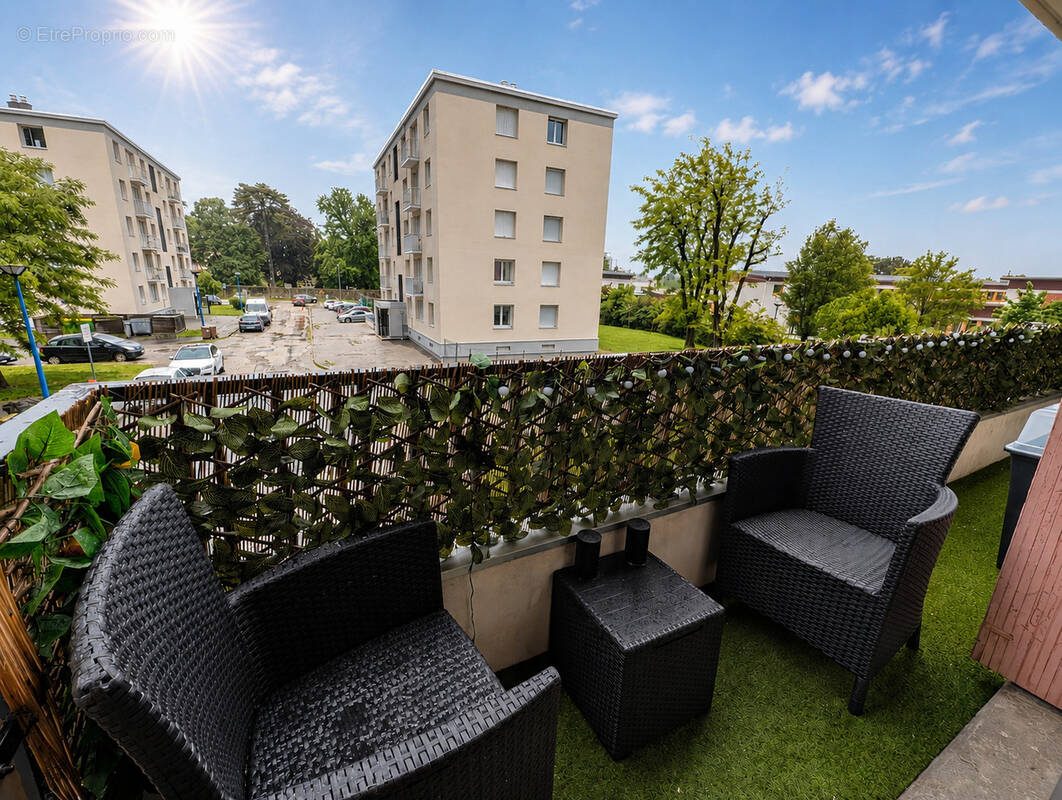 Appartement à SAINT-EGREVE