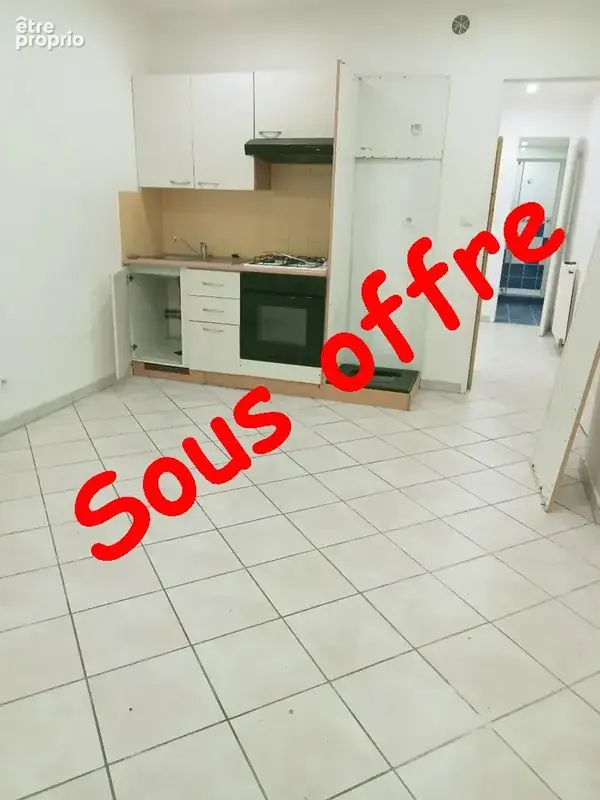 Photo Commerce à Saint-Hippolyte-Du-Fort au prix de 27 500€