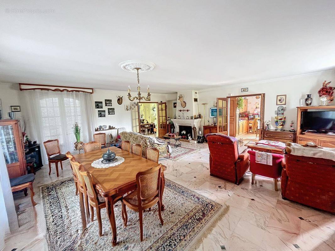 Maison à LA VERNELLE