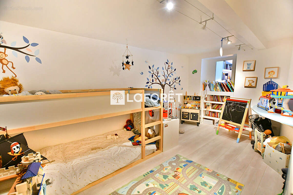Appartement à BOUGIVAL