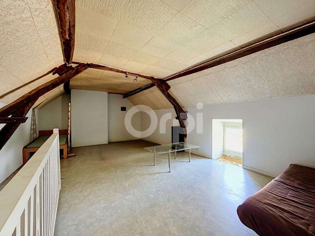 Charmante maison à rénover dans un hameau paisible - photo 9