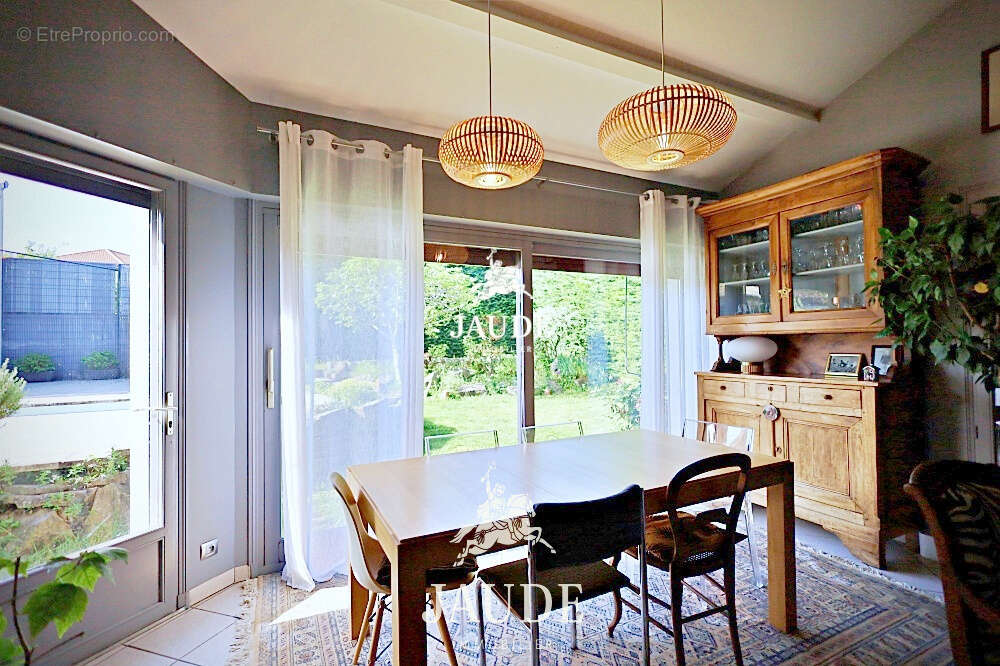 Maison à CLERMONT-FERRAND