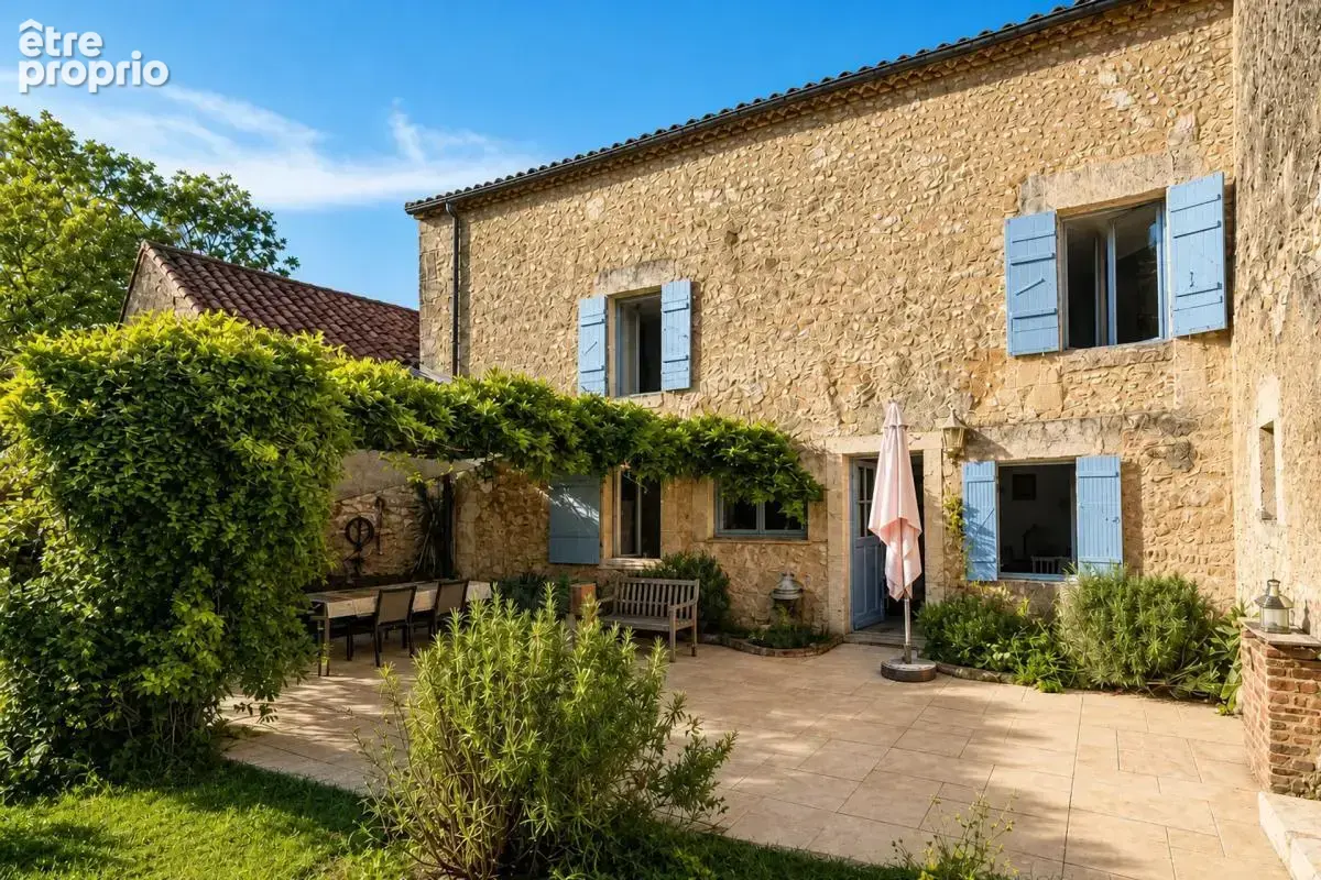 Maison de 10 pièces de 350 m² à Champcevinel - photo 2
