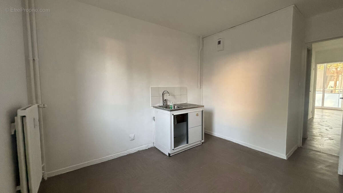 Appartement à PORT-DE-BOUC