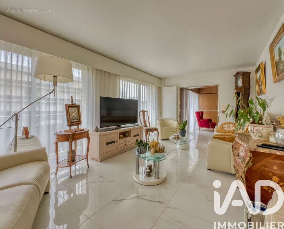 Photo 5 - Appartement à COMPIEGNE