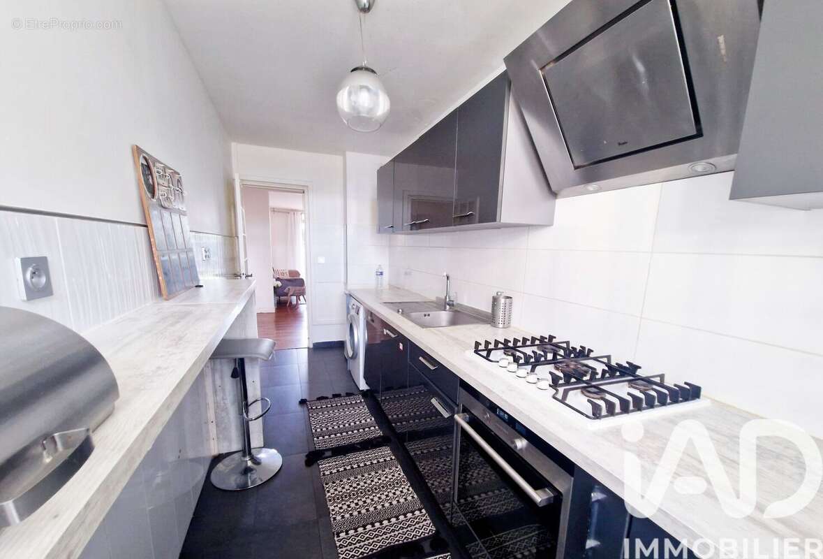Photo 5 - Appartement à SARCELLES