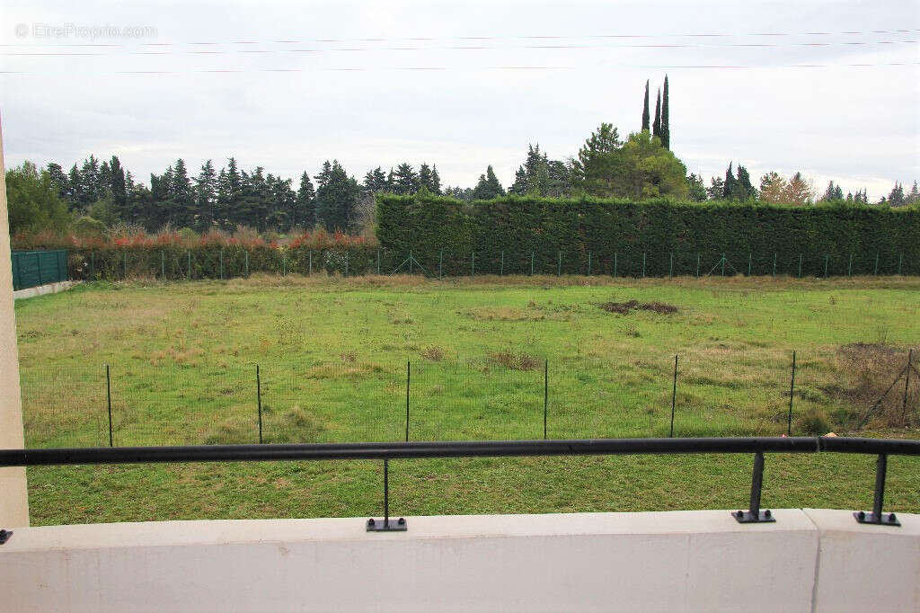 Appartement à L'ISLE-SUR-LA-SORGUE