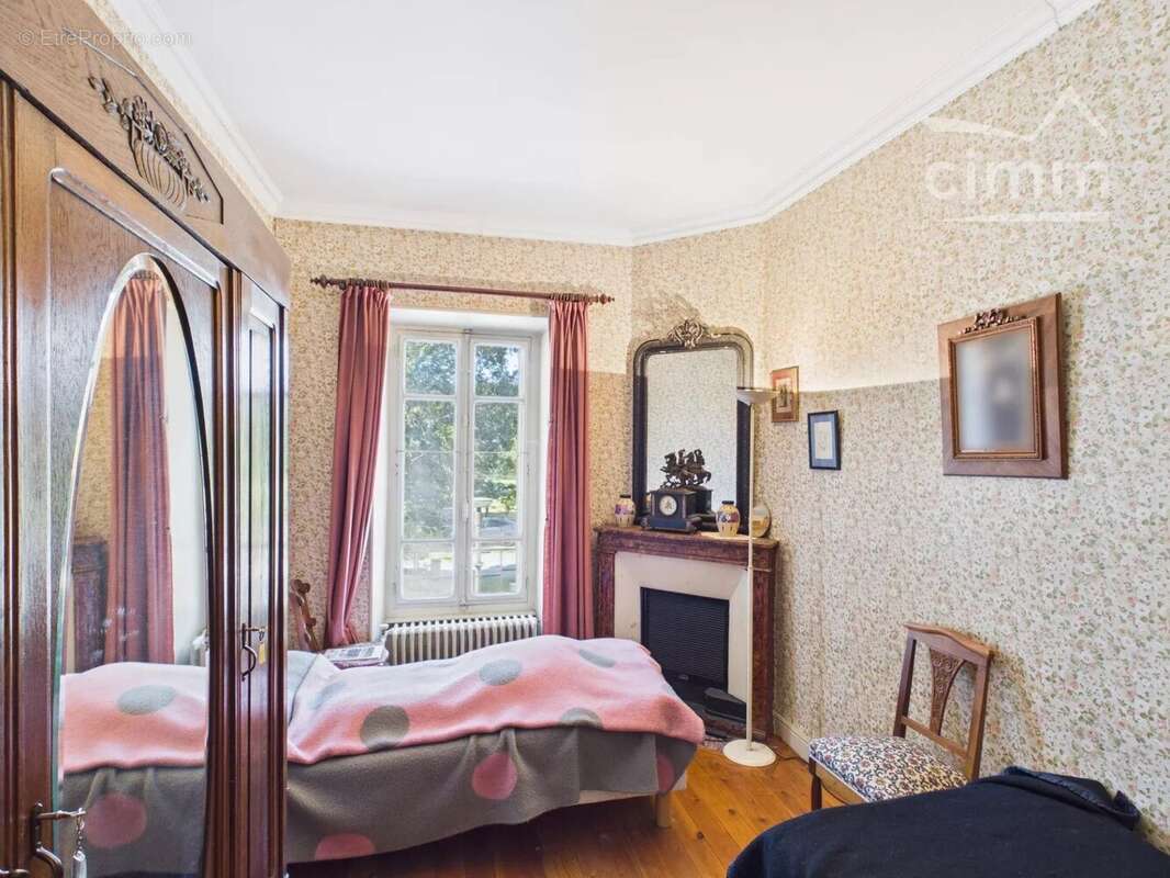 Maison à JOYEUSE