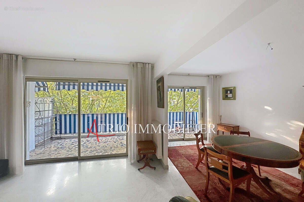 Appartement à CAGNES-SUR-MER