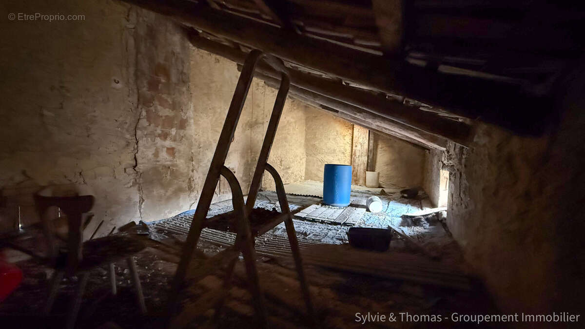 Maison à CADEROUSSE