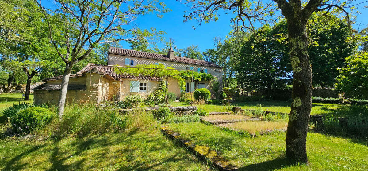 Propriété de charme en pierre au coeur des Causses du Quercy - photo 2
