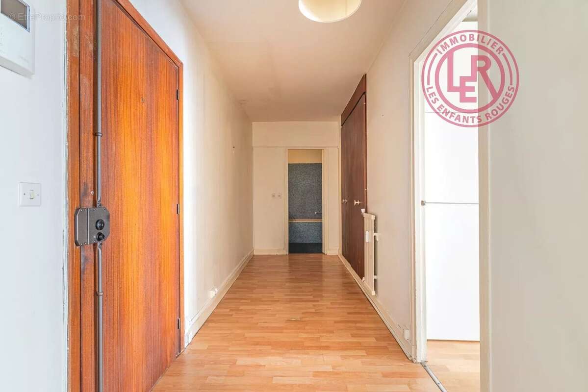 Appartement à PARIS-4E