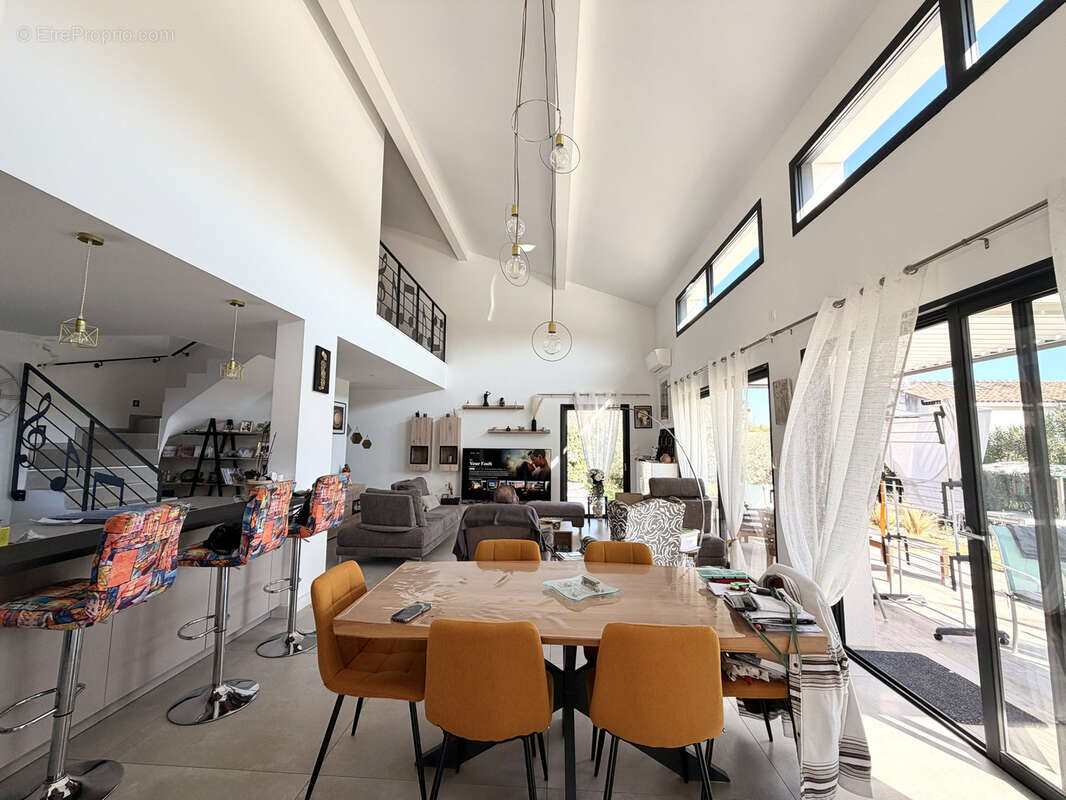 Maison à SAINT-AUNES