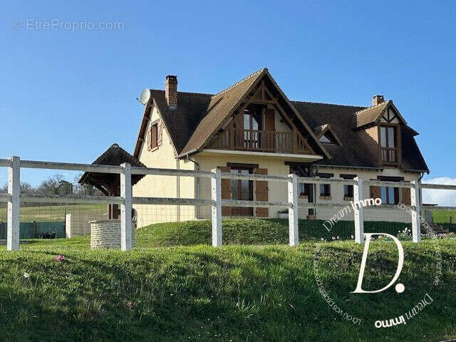 Maison à CIVIERES