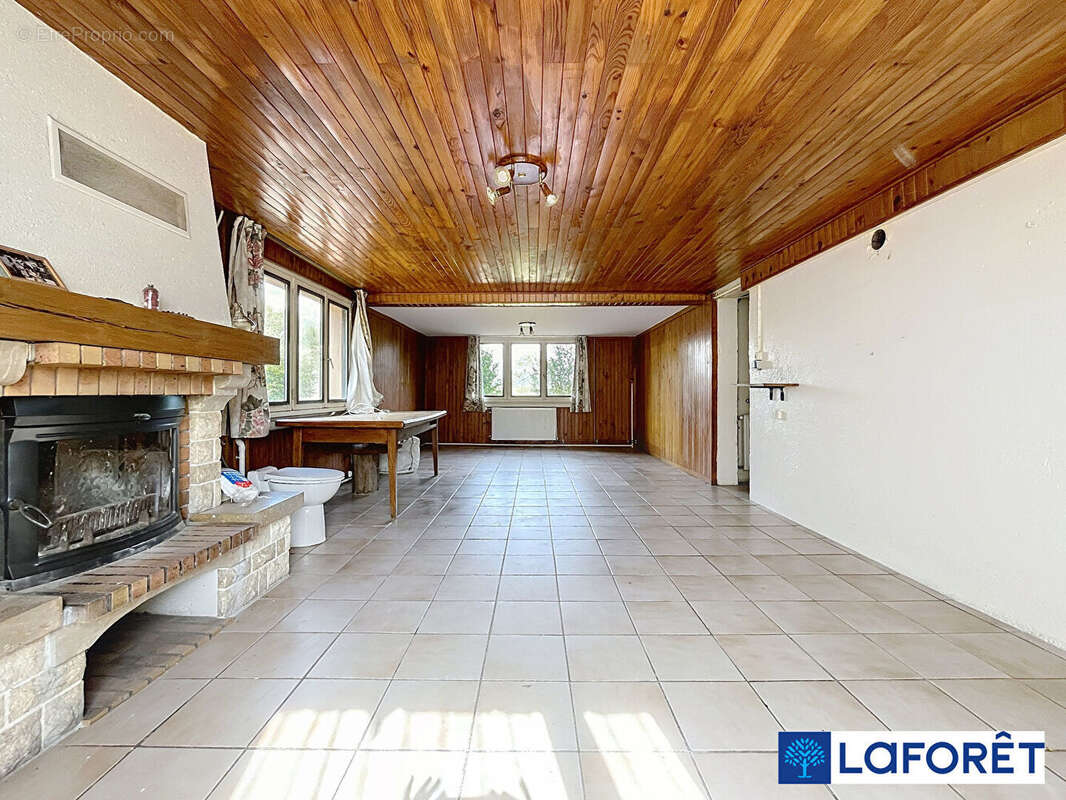 Maison à SAULX-LE-DUC