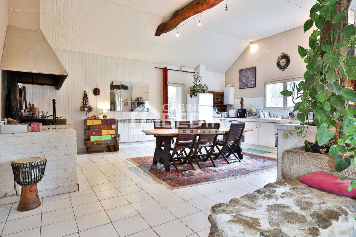 Maison à BERNOS-BEAULAC