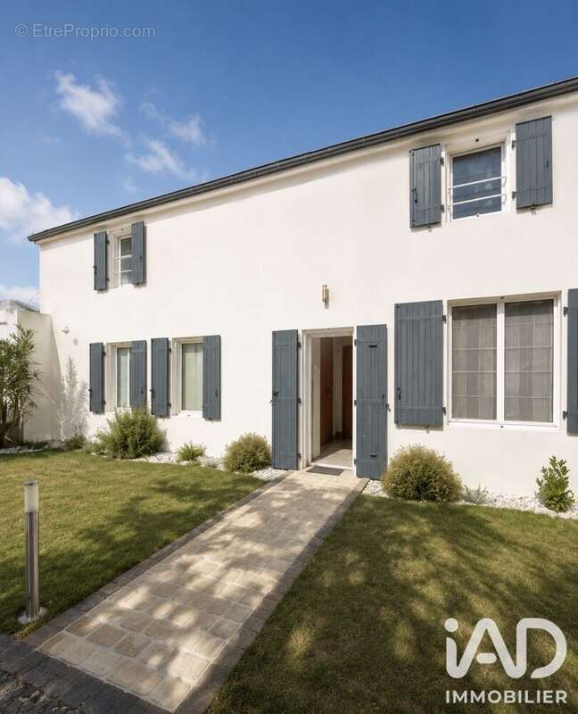 Photo 2 - Maison à BOURGNEUF