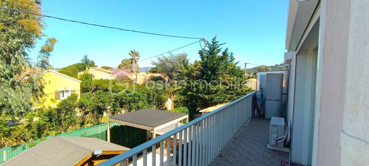 Appartement à SIX-FOURS-LES-PLAGES