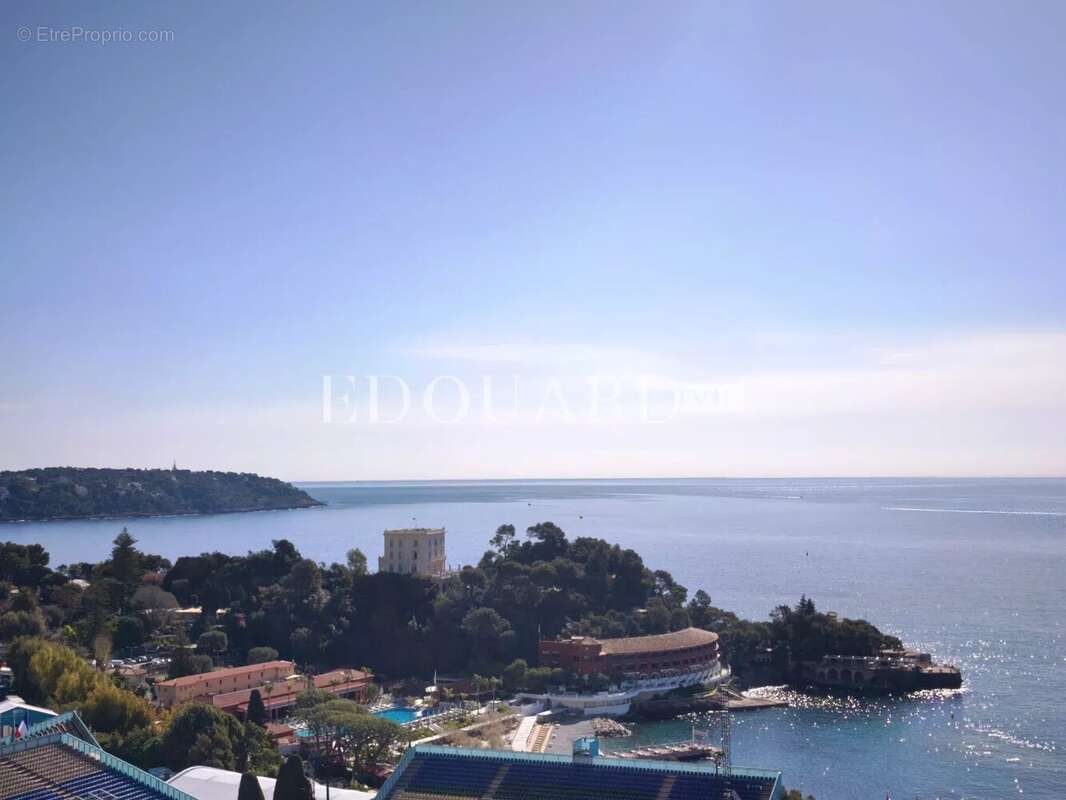 Appartement à ROQUEBRUNE-CAP-MARTIN