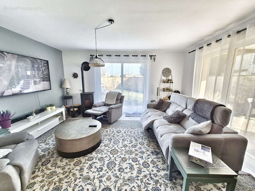 Maison à MERY-SUR-OISE