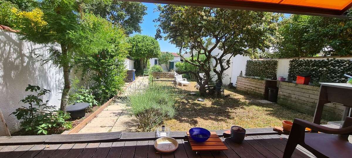 Maison 130 m² à La Rochelle  - photo 4
