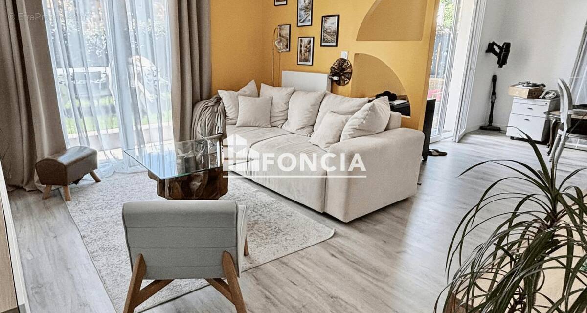 Appartement à CHAMPIGNY-SUR-MARNE