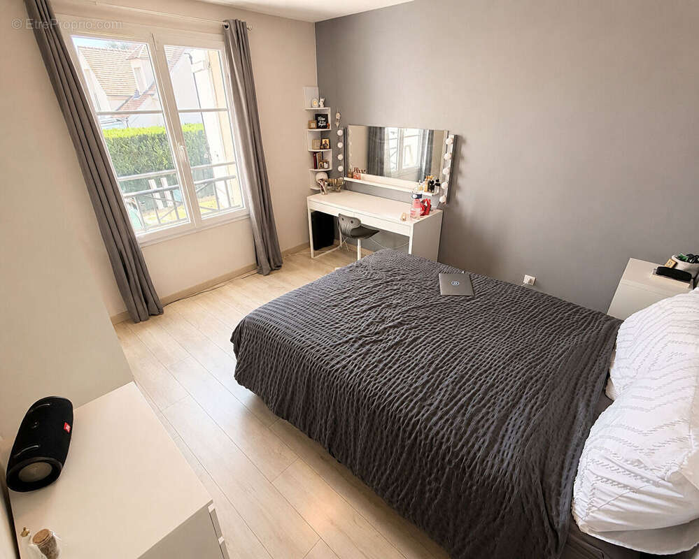 Maison à la Chapelle en Serval de 89 m² Idéalement située avec 300m2 de terrain !!! - photo 10