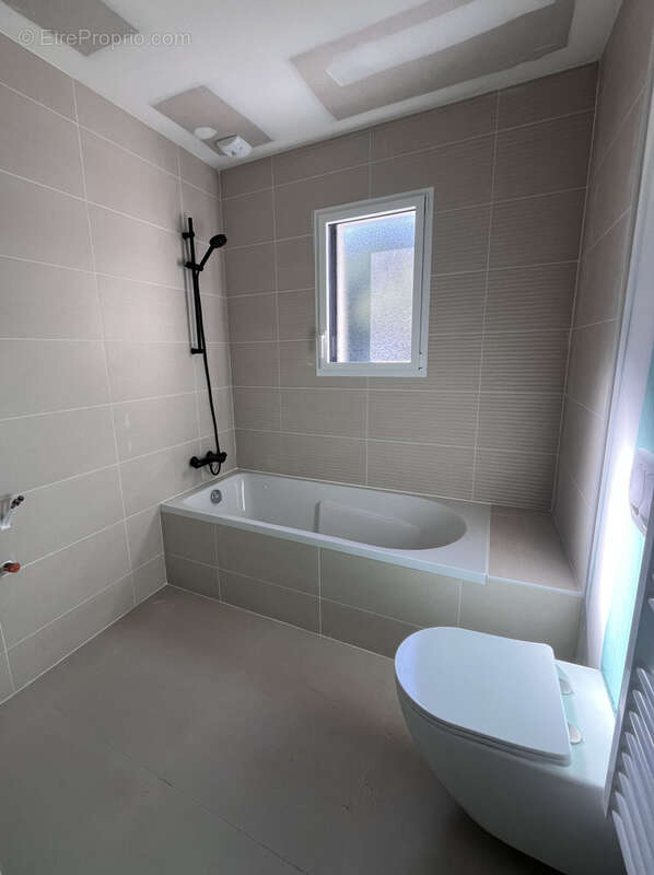 Maison à PLONEVEZ-PORZAY