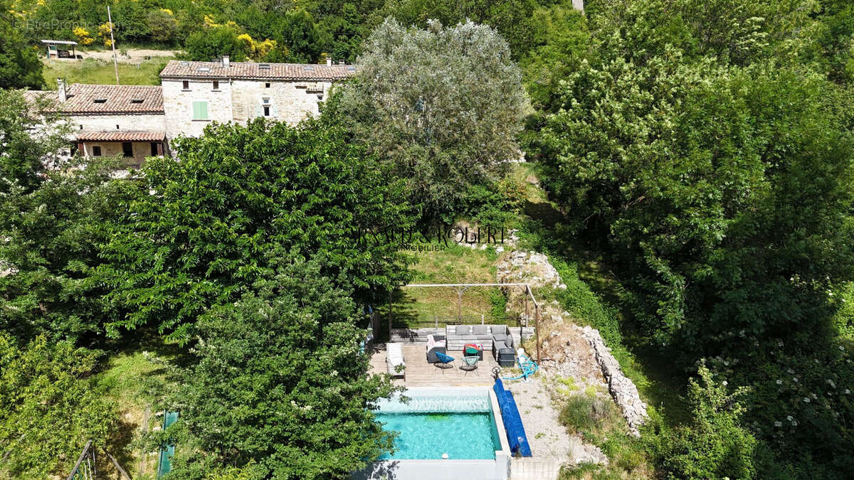 Maison à VESC