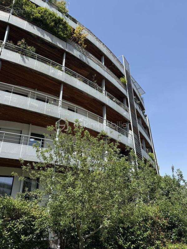 Appartement à ISSY-LES-MOULINEAUX