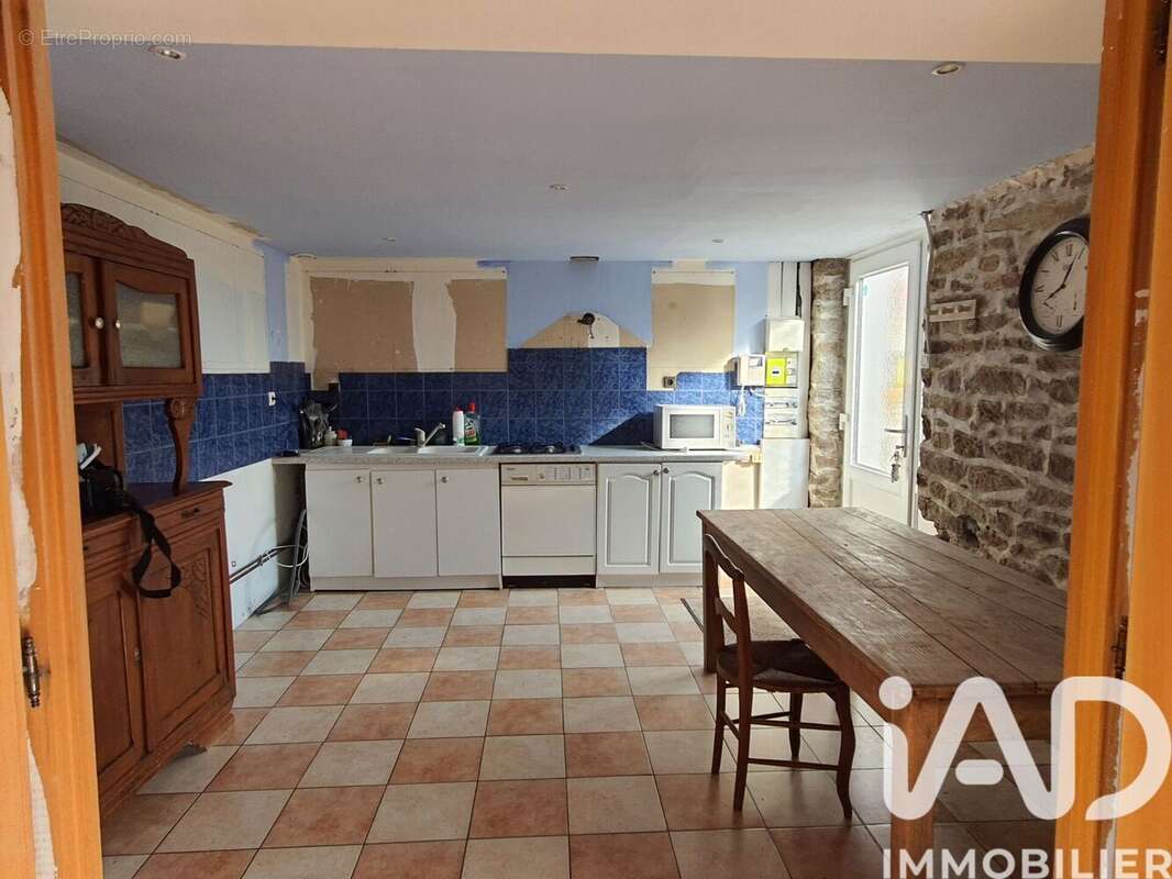 Photo 4 - Maison à AZERABLES