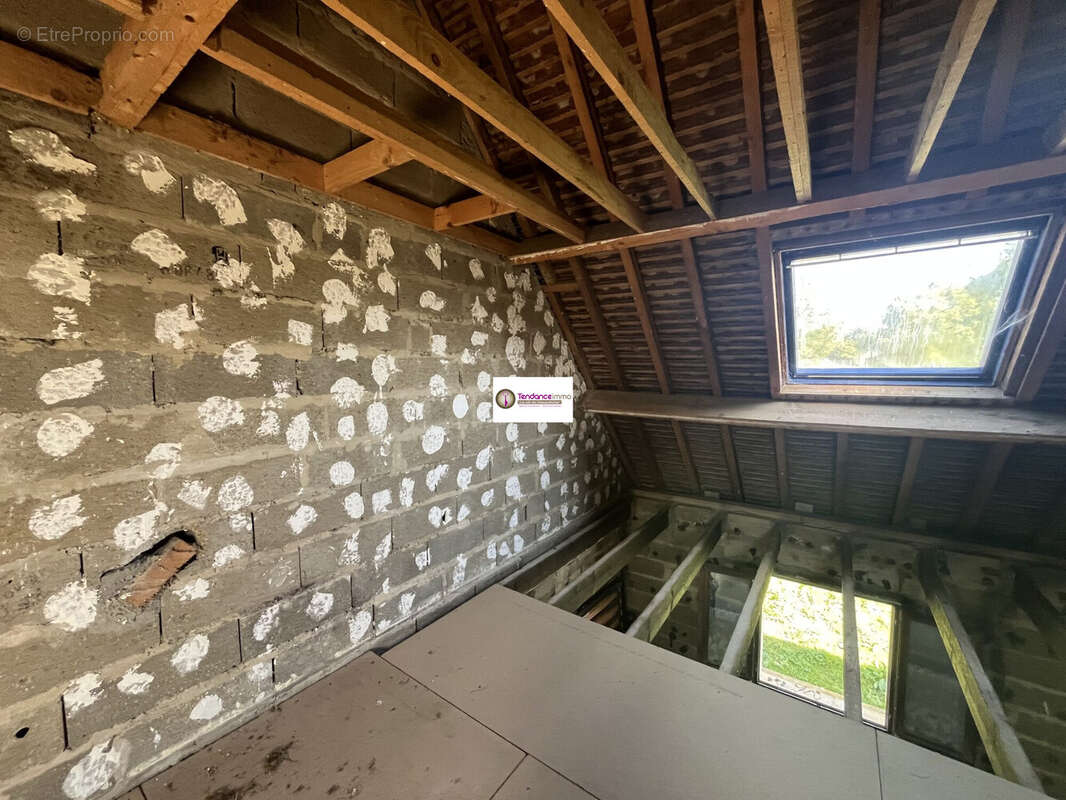 Maison à LE MELE-SUR-SARTHE