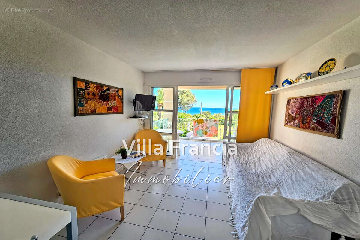Appartement à SAINT-RAPHAEL
