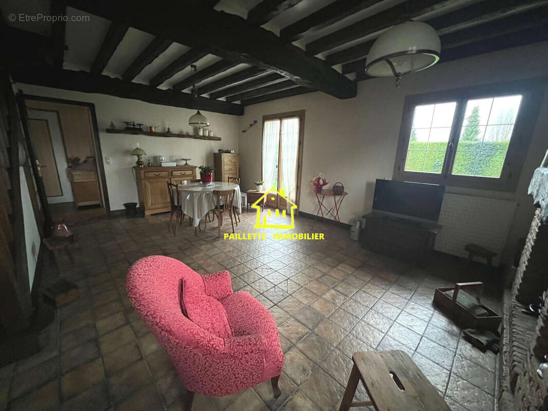 Maison à SAINT-MAURICE-D'ETELAN
