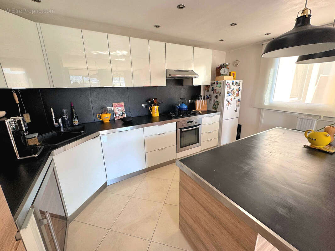 Appartement à MARSEILLE-10E