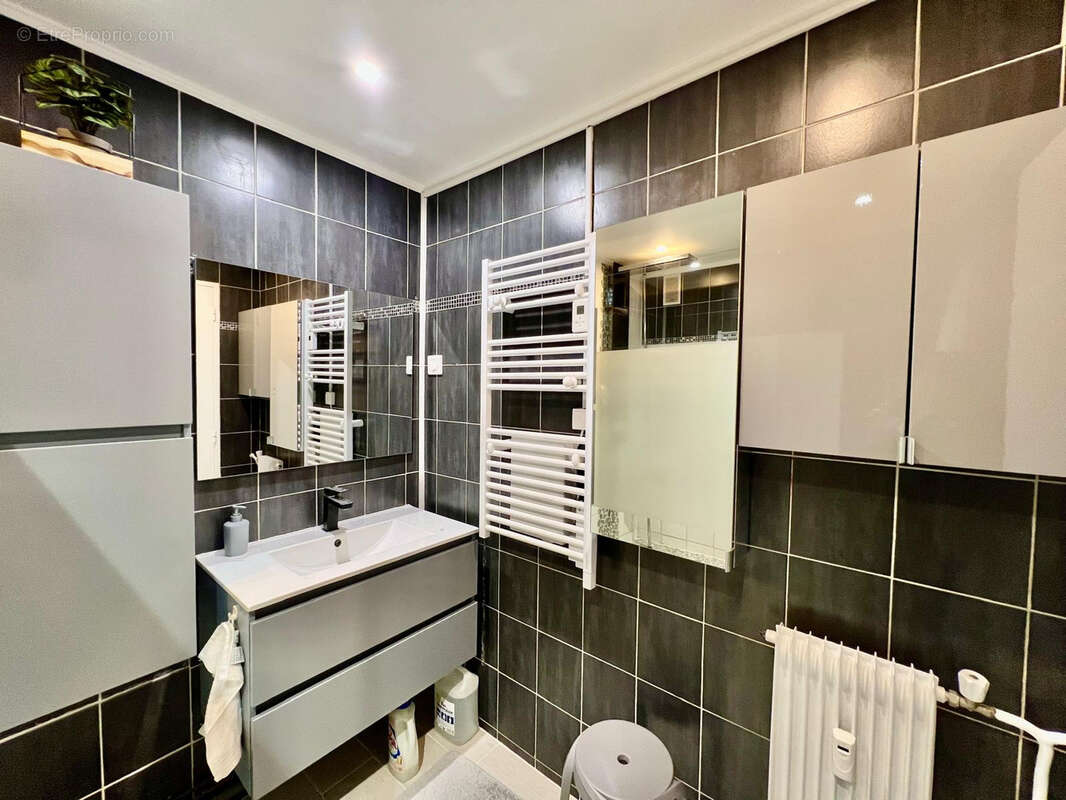 Appartement à LE CANNET