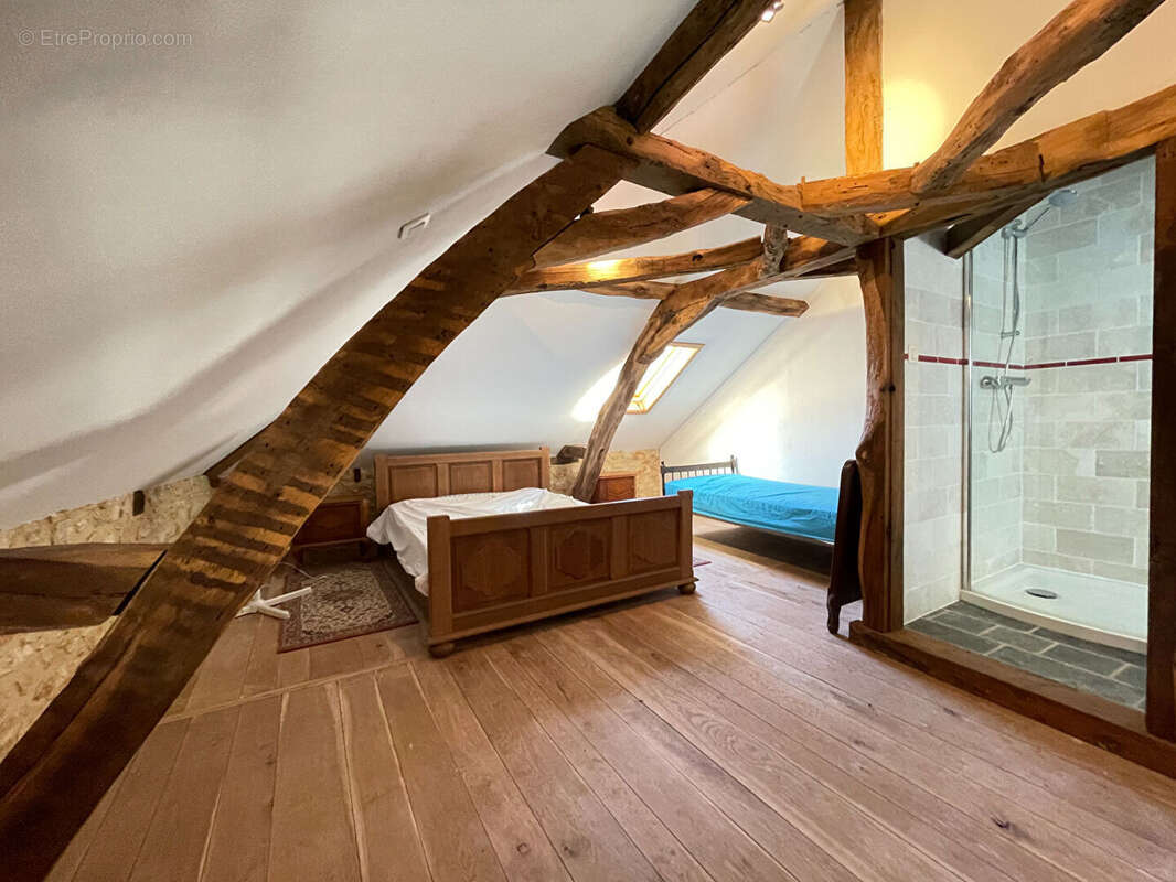 Appartement à CUBJAC