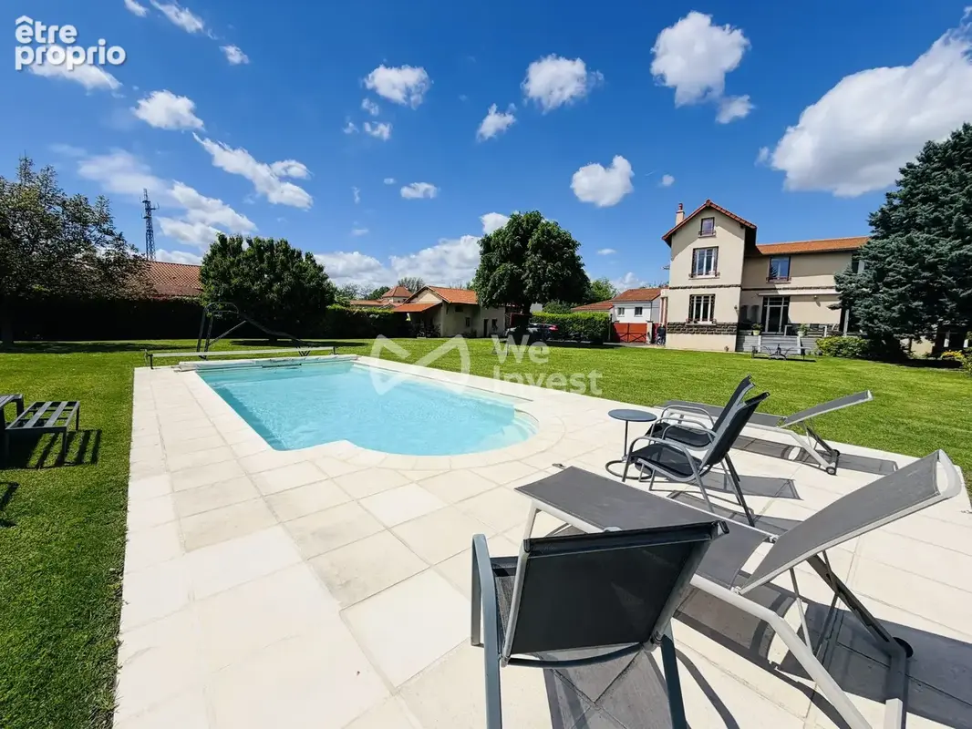 Maison 8 pièces 199 m² à vendre à Riom (63200) - photo 1