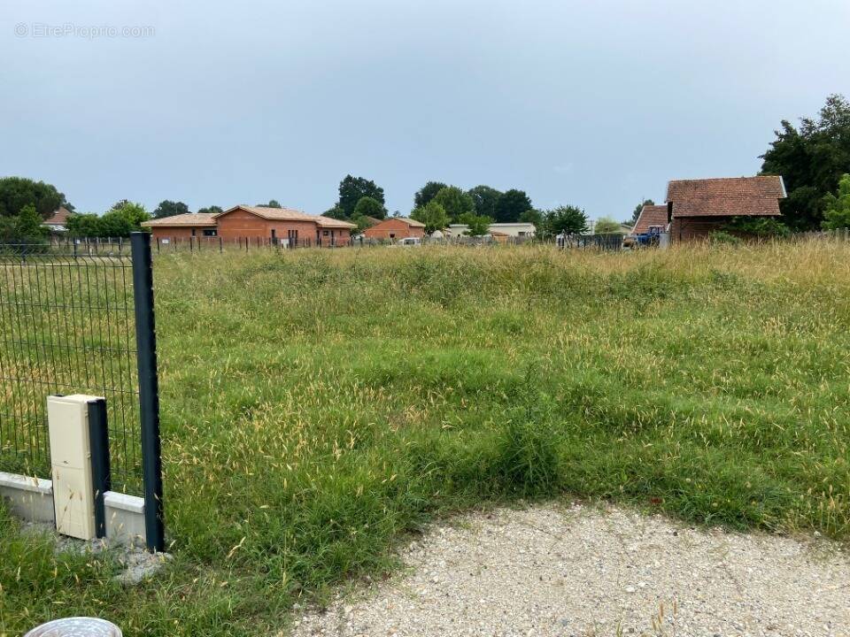 Terrain à HOURTIN