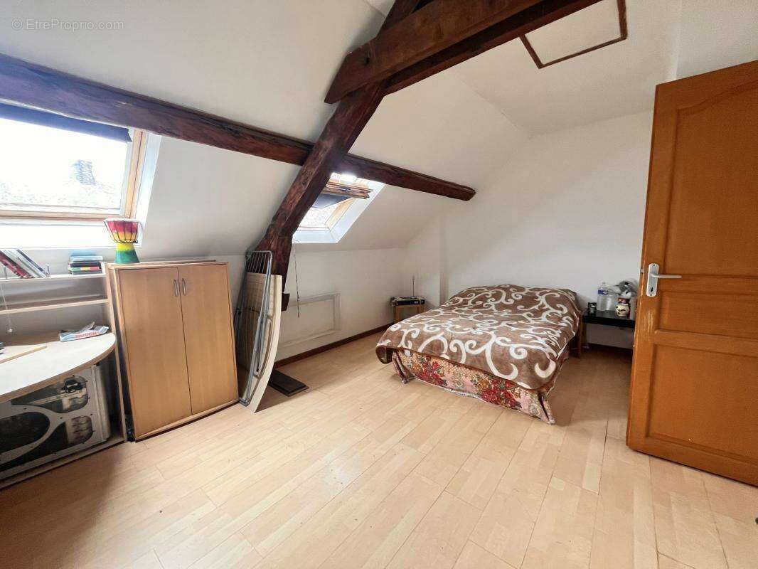 Caudry centre : immeuble mixte  – local 45m² + duplex  65m² - photo 11