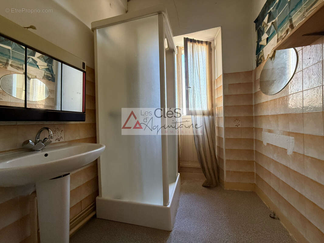 Maison de ville - 86 m2 - Preignac - photo 7
